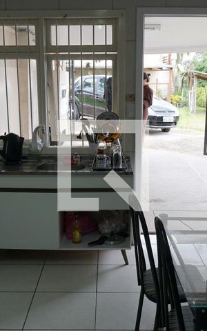 Casa à venda com 300m², 3 quartos e 2 vagasCasa anexa Cozinha