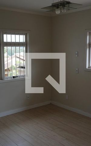 Casa à venda com 300m², 3 quartos e 2 vagasCozinha e Área de Serviço
