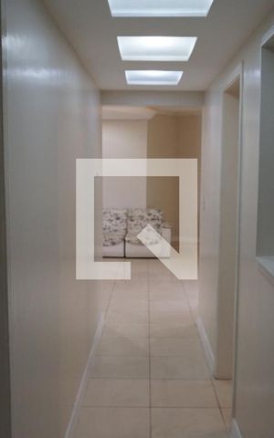 Casa à venda com 300m², 3 quartos e 2 vagasCorredor