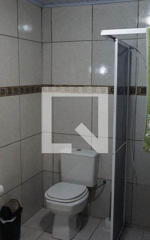 Casa à venda com 300m², 3 quartos e 2 vagasCasa anexa Banheiro