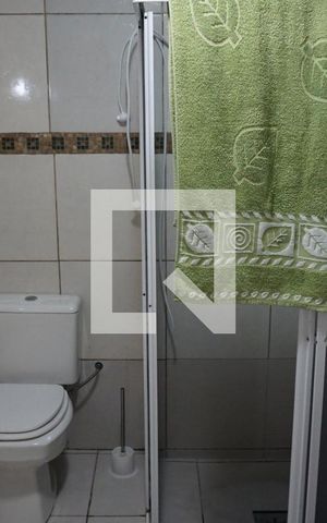 Casa à venda com 300m², 3 quartos e 2 vagasCasa anexa Banheiro