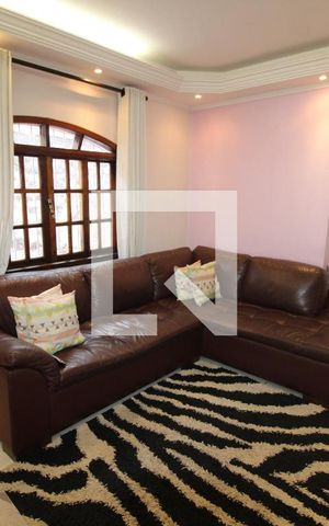 Casa à venda com 315m², 6 quartos e 1 vagaSala