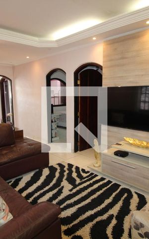 Casa à venda com 315m², 6 quartos e 1 vagaSala