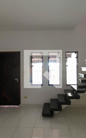 Casa à venda com 249m², 2 quartos e 1 vaga Casa à venda com 249m², 2 quartos e 1 vagaSala
