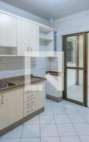 Apartamento para alugar com 75m², 2 quartos e 1 vagaCozinha