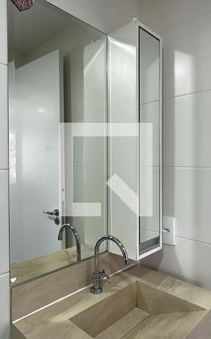 Apartamento para alugar com 46m², 2 quartos e 1 vaga Apartamento para alugar com 46m², 2 quartos e 1 vagaBanheiro