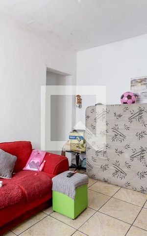 Casa à venda com 120m², 3 quartos e 1 vaga Casa à venda com 120m², 3 quartos e 1 vagaSala