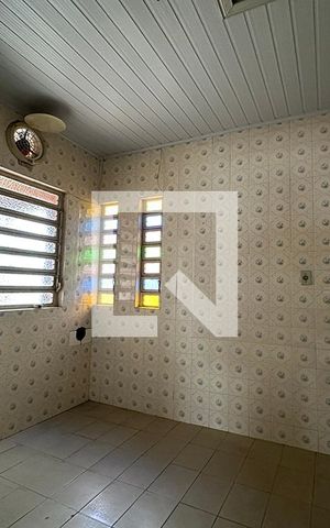 Casa à venda com 240m², 2 quartos e 1 vagaCozinha