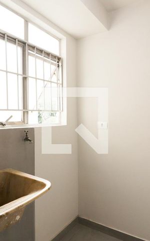 Apartamento para alugar com 49m², 2 quartos e 1 vagaÁrea de Serviço