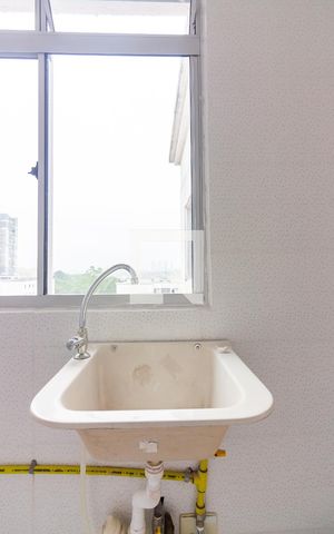 Apartamento para alugar com 40m², 2 quartos e 1 vaga Apartamento para alugar com 40m², 2 quartos e 1 vagaÁrea de Serviço