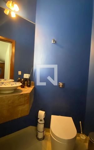 Casa de condomínio à venda com 700m², 5 quartos e 5 vagasSala