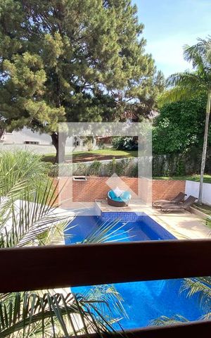 Casa de condomínio à venda com 700m², 5 quartos e 5 vagasVista da Suíte 3