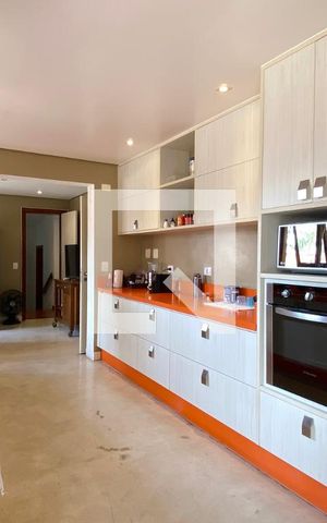 Casa de condomínio à venda com 700m², 5 quartos e 5 vagasCozinha