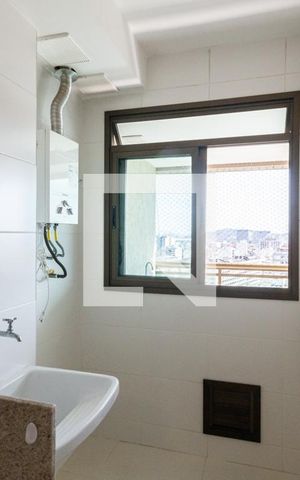 Apartamento à venda com 75m², 2 quartos e 1 vagaÁrea de Serviço