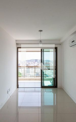 Apartamento à venda com 75m², 2 quartos e 1 vagaSala