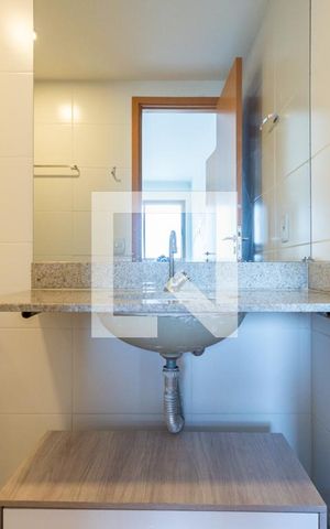 Apartamento à venda com 75m², 2 quartos e 1 vagaBanheiro da Suíte