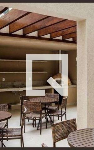 Apartamento à venda com 75m², 2 quartos e 1 vagaÁrea comum