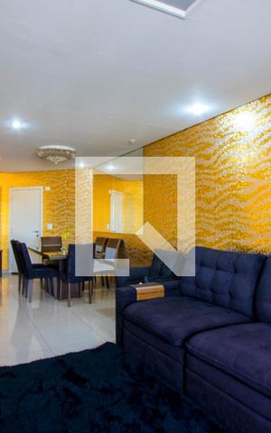 Apartamento à venda com 132m², 3 quartos e 3 vagas Apartamento à venda com 132m², 3 quartos e 3 vagasSala