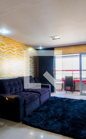 Apartamento à venda com 132m², 3 quartos e 3 vagas Apartamento à venda com 132m², 3 quartos e 3 vagasSala