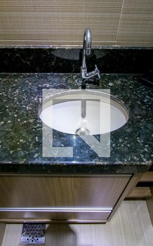 Apartamento à venda com 132m², 3 quartos e 3 vagas Apartamento à venda com 132m², 3 quartos e 3 vagasLavabo
