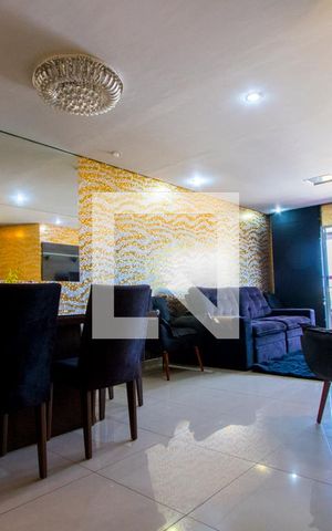 Apartamento à venda com 132m², 3 quartos e 3 vagas Apartamento à venda com 132m², 3 quartos e 3 vagasSala