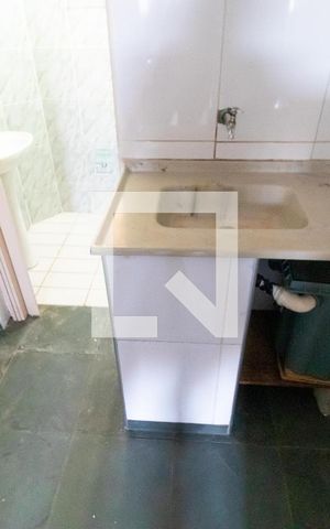 Studio para alugar com 25m², 1 quarto e sem vaga Studio para alugar com 25m², 1 quarto e sem vagaCozinha
