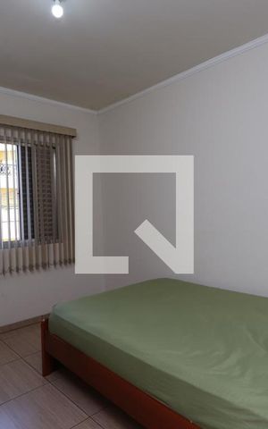 Casa à venda com 125m², 3 quartos e 2 vagas Casa à venda com 125m², 3 quartos e 2 vagasQuarto 3