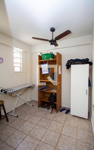 Casa de condomínio à venda com 1000m², 5 quartos e 3 vagasQuarto de Serviço