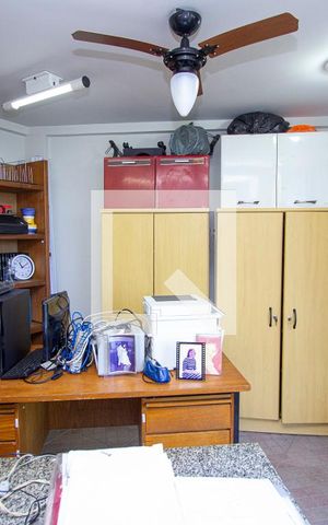Casa de condomínio à venda com 1000m², 5 quartos e 3 vagasQuarto 5