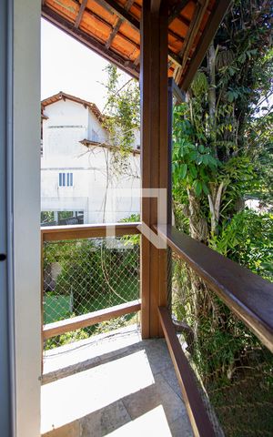 Casa de condomínio à venda com 1000m², 5 quartos e 3 vagasVaranda da Suíte 2