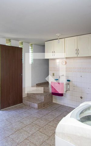 Casa de condomínio à venda com 1000m², 5 quartos e 3 vagasÁrea de Serviço
