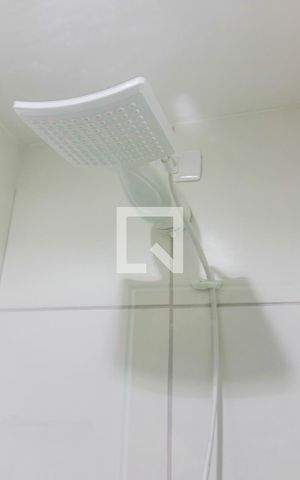 Studio para alugar com 25m², 1 quarto e sem vaga Studio para alugar com 25m², 1 quarto e sem vagaBanheiro