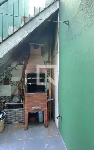 Casa à venda com 250m², 3 quartos e 1 vagaChurrasqueira