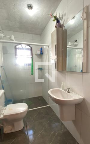 Casa à venda com 250m², 3 quartos e 1 vagaBanheiro 2
