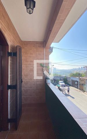 Casa à venda com 250m², 3 quartos e 1 vagaSacada do Quarto 1