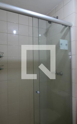 Apartamento à venda com 65m², 3 quartos e 1 vagaBanheiro Social