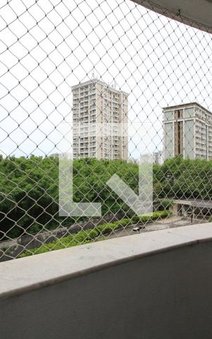 Apartamento à venda com 65m², 3 quartos e 1 vagaVaranda do Quarto 2