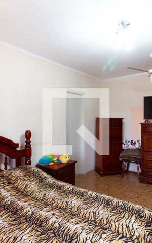 Casa à venda com 157m², 3 quartos e 2 vagas Casa à venda com 157m², 3 quartos e 2 vagasSuíte 2