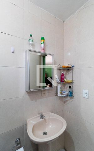Casa à venda com 157m², 3 quartos e 2 vagas Casa à venda com 157m², 3 quartos e 2 vagasBanheiro da Suíte 1