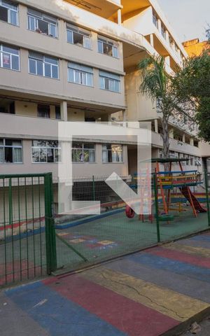 Apartamento à venda com 57m², 2 quartos e 1 vaga Apartamento à venda com 57m², 2 quartos e 1 vagaÁrea comum - Playground