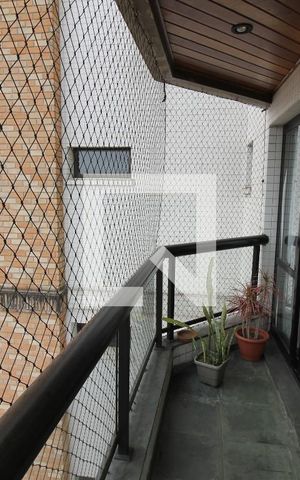 Apartamento para alugar com 163m², 3 quartos e 3 vagasVaranda