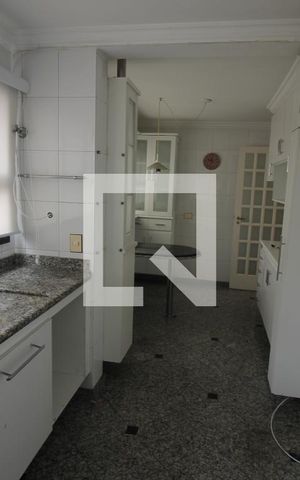 Apartamento para alugar com 163m², 3 quartos e 3 vagasCozinha