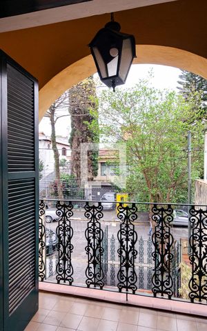Casa à venda com 175m², 4 quartos e 2 vagas Casa à venda com 175m², 4 quartos e 2 vagasQuarto 2