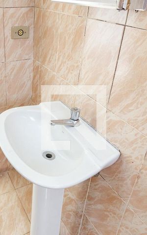Casa à venda com 65m², 2 quartos e 1 vaga Casa à venda com 65m², 2 quartos e 1 vagaBanheiro Social