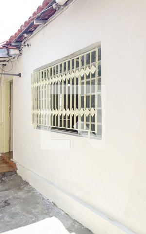 Casa à venda com 65m², 2 quartos e 1 vaga Casa à venda com 65m², 2 quartos e 1 vagaQuintal