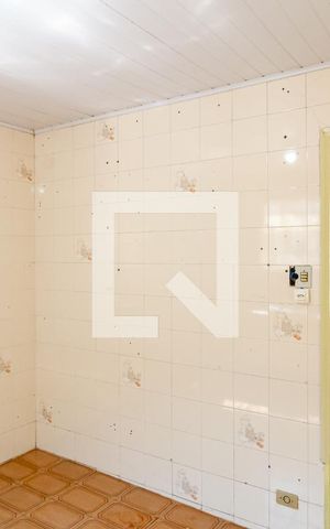 Casa à venda com 65m², 2 quartos e 1 vaga Casa à venda com 65m², 2 quartos e 1 vagaCozinha