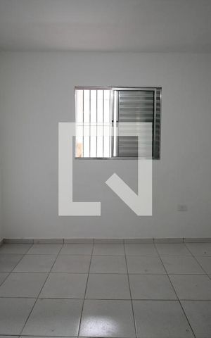 Casa de condomínio para alugar com 48m², 1 quarto e sem vagaSala