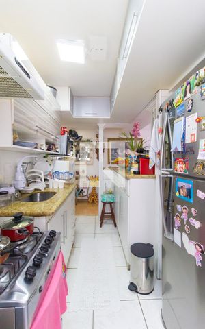 Apartamento à venda com 70m², 2 quartos e 1 vaga Apartamento à venda com 70m², 2 quartos e 1 vagaCozinha