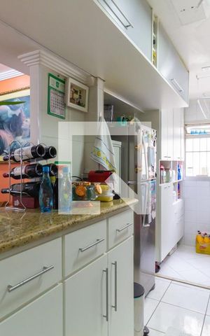 Apartamento à venda com 70m², 2 quartos e 1 vaga Apartamento à venda com 70m², 2 quartos e 1 vagaCozinha