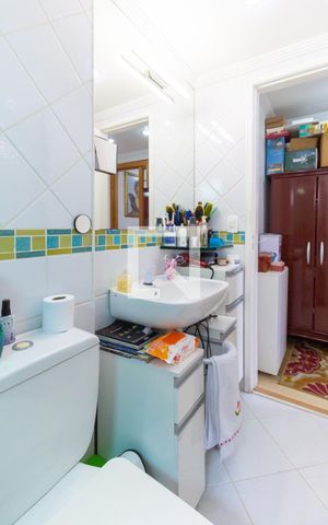 Apartamento à venda com 70m², 2 quartos e 1 vaga Apartamento à venda com 70m², 2 quartos e 1 vagaBanheiro
